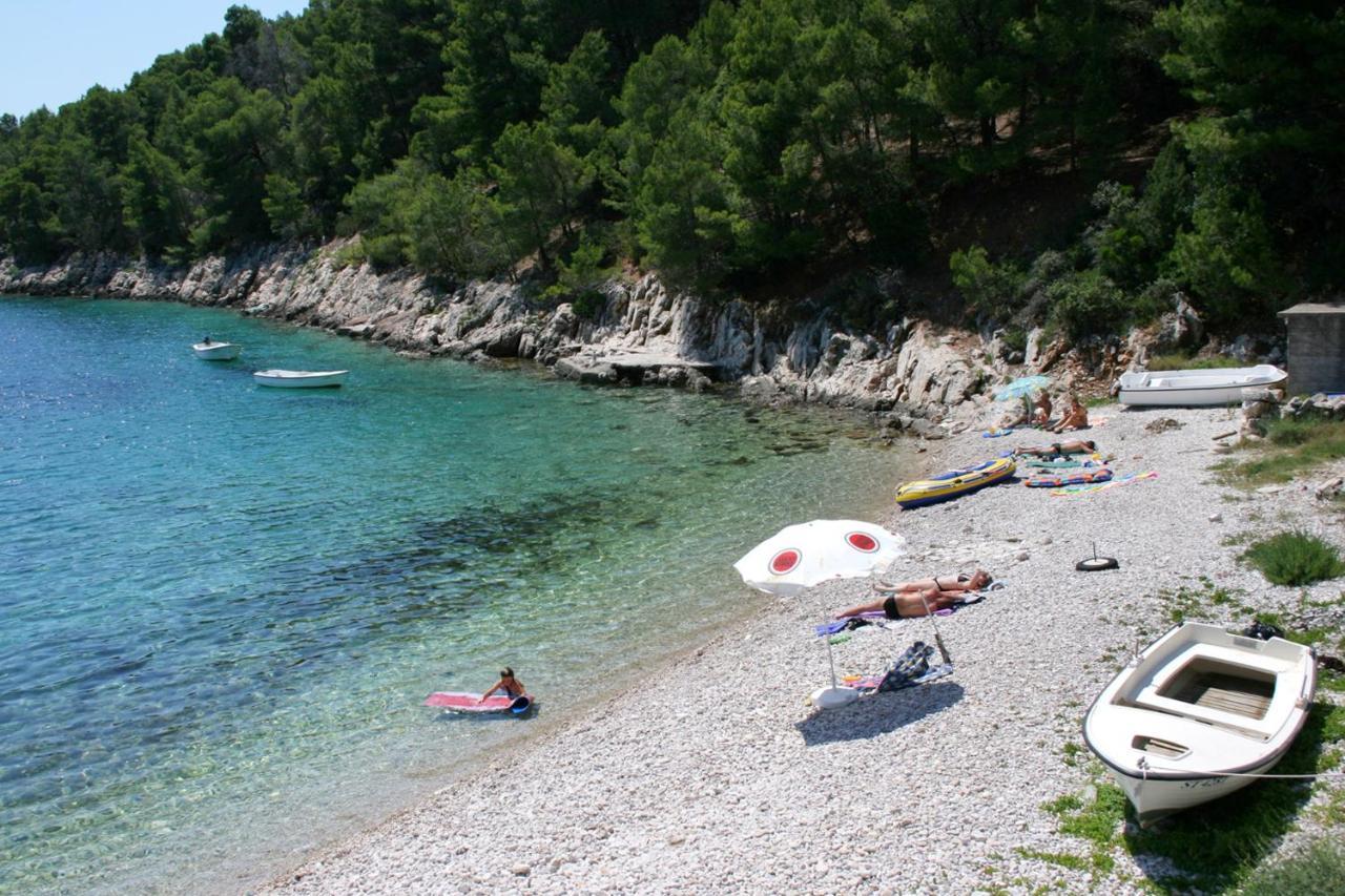 Seaside Secluded Apartments Cove Skozanje, Hvar - 5713 Gdinj Dış mekan fotoğraf