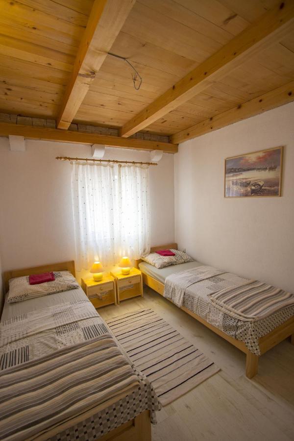 Seaside Secluded Apartments Cove Skozanje, Hvar - 5713 Gdinj Dış mekan fotoğraf